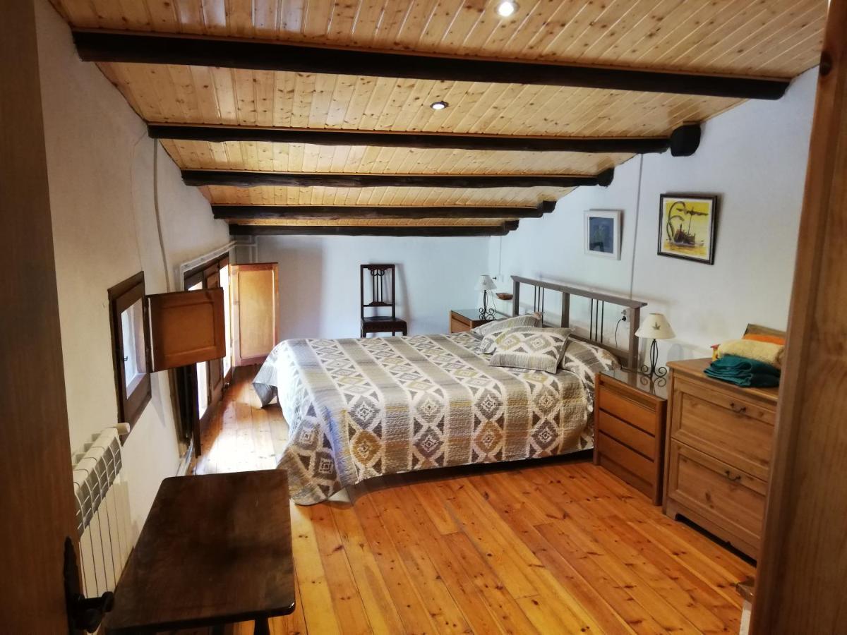 Cal Bove Apartment Sant Guim de Freixenet Екстериор снимка